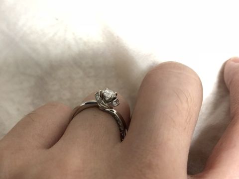 【エクセルコダイヤモンド(EXELCO DIAMOND)の口コミ】 まずはデザインに尽きます。かわいくてお気に入りのデザインが多く、最後…