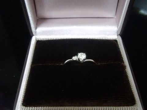 【アイプリモ(I-PRIMO)の口コミ】 最初はなんとなくS字デザインのものと考えていましたが、他のデザインと見…