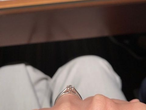 【銀座ダイヤモンドシライシの口コミ】 シンプルだけど横から見るとハート型が見えるという可愛らしい一工夫があ…