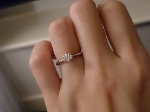 【MIKIMOTO(ミキモト)の口コミ】 高校卒業時に学校からの記念品としてミキモトのネックレスをもらいました…