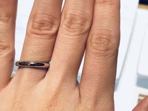 【ブルガリ(BVLGARI)の口コミ】 シンプルで、飽きがこないデザインの物を探していましたが、ブルガリのフ…