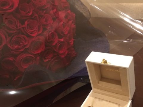 【et TOUJOURS(トゥージュール)の口コミ】 旦那さんが選んでくれたんですが、ダイヤの品質とカットがすごくこだわっ…