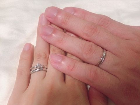 【アイプリモ(I-PRIMO)の口コミ】 シンプルだけどシンプルすぎないデザインが気に入りました。職場でもつけ…