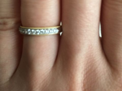 【TANZO.(鍛造指輪)の口コミ】 ミルグレインのデザインにしシルバーとゴ-ルドアクセサリーどちらにも合い…