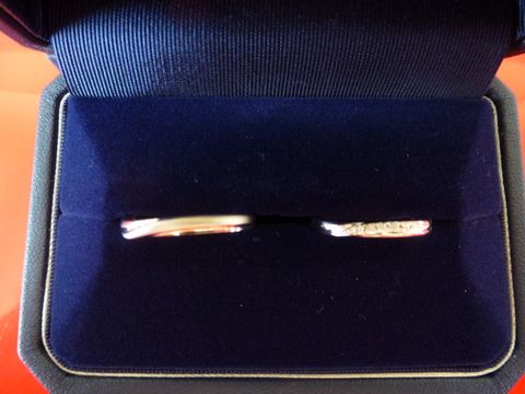 【銀座ダイヤモンドシライシの口コミ】 結婚指輪を選ぶ際にお互いで共通していた意見は、仕事上で常に指輪をつけ…