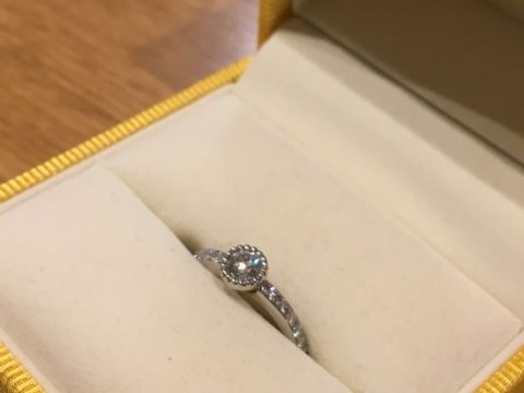 【ケイウノ ブライダル(K.UNO BRIDAL)の口コミ】 既製品で気に入ったものは予算オーバーで悩んでいました。
加えて、主人と…