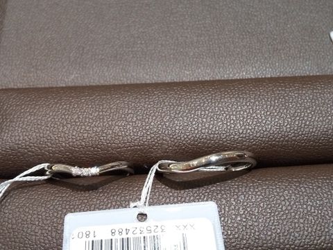 【アイプリモ(I-PRIMO)の口コミ】 細みのリングに３つダイヤが入っていて、控えめなだけどしっかりと存在感…