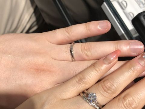 【銀座ダイヤモンドシライシの口コミ】 価格帯も10万円台が多く取り扱われており、割とシンプルなデザインから色…