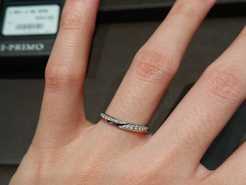 【アイプリモ(I-PRIMO)の口コミ】 自分視点からも、第三者視点からもダイヤがよく見えるところが気に入りま…