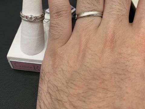 【Ginza Rim(銀座リム)の口コミ】 結婚指輪の幅が太すぎず細すぎず、どんな方でも似合いやすい形だと思いま…