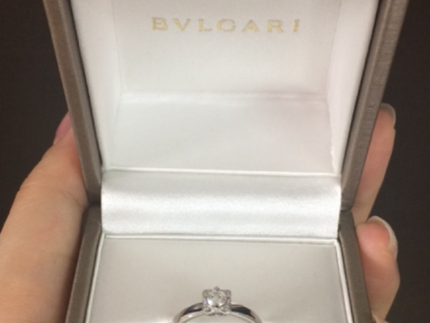 【ブルガリ(BVLGARI)の口コミ】 プロポーズ時には指輪ではなかったので、主人と一緒に見に行きました。結…