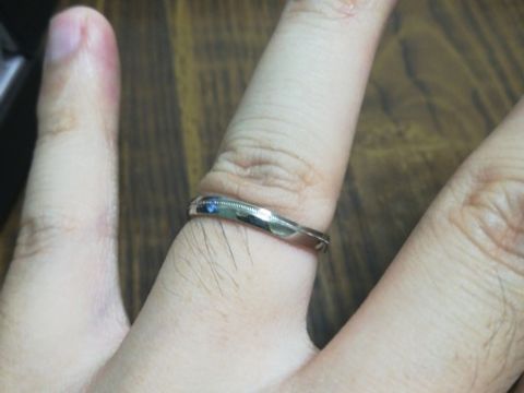 【アイプリモ(I-PRIMO)の口コミ】 指輪のデザインが決め手でした
あまり派手なデザインだと仕事で着ける時に…