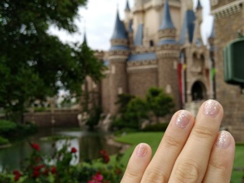 【アイプリモ(I-PRIMO)の口コミ】 婚約指輪はプロポーズの為に彼が選んだものです。
デザインとしては、0,3…