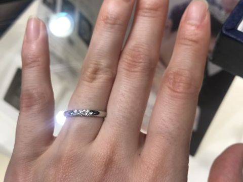 【MIKIMOTO(ミキモト)の口コミ】 指にぴったりフィットして、指輪に慣れていない私であっても快適に装着で…