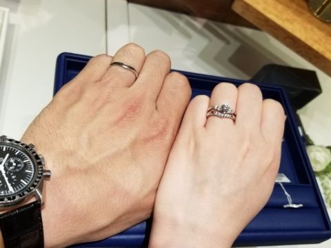 【銀座ダイヤモンドシライシの口コミ】 彼女が気に入った事が決め手となりました。手が綺麗にみえ、日本人向けだ…