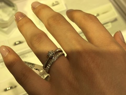 【4℃ BRIDAL(ヨンドシーブライダル)の口コミ】 デザインは婚約指輪、結婚指輪どちらもたくさんあり好みのものが見つかる…