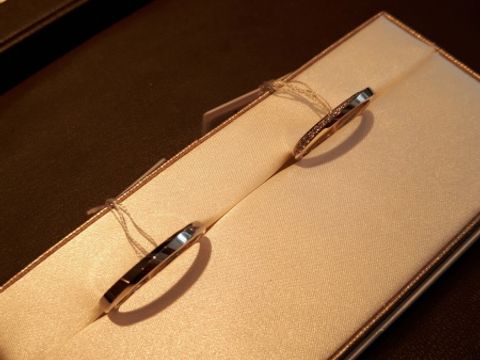 【アイプリモ(I-PRIMO)の口コミ】 シンプルで飽きのこないデザインを探していて、自分の理想とぴったりの物…