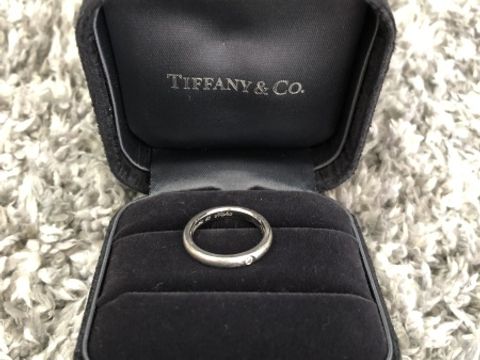 【ティファニー(Tiffany & Co.)の口コミ】 私は、10代の頃から結婚指輪は絶対にティファニーと決めていて、何十年経…