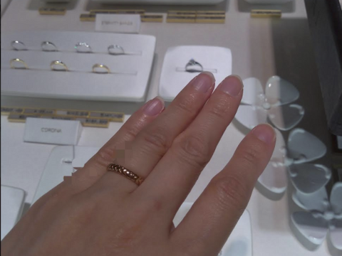 【ブルガリ(BVLGARI)の口コミ】 ブルガリ、スピガ。豊穣の麦をイメージして作られているようです。おしゃ…