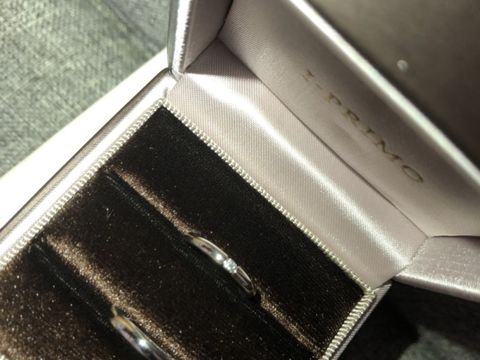 【アイプリモ(I-PRIMO)の口コミ】 シンプルでダイヤモンドが一石入ったストレートタイプの結婚指輪を探して…