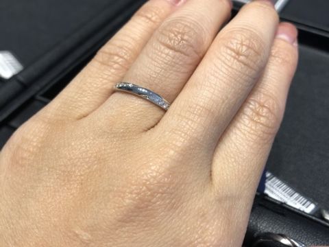 【エクセルコダイヤモンド(EXELCO DIAMOND)の口コミ】 指輪の種類が豊富にありました。デザインも自分好みの中からより良いもの…