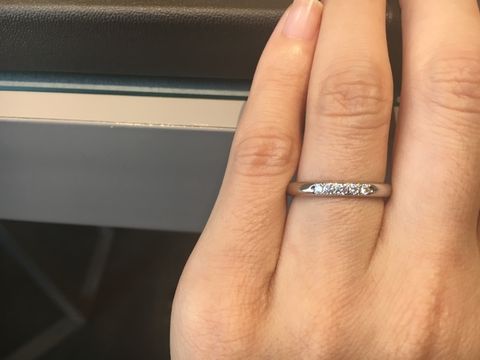 【アイプリモ(I-PRIMO)の口コミ】 ストレートラインでダイヤが3つ以上は入っているものを探していたところ、…