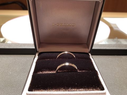 【アイプリモ(I-PRIMO)の口コミ】 結婚指輪は「細くて強くてシンプル」しか考えてませんでした。
ソリティア…