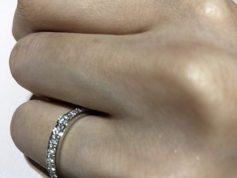 【BRIDGE ANTWERP BRILLIANT GALLERY(ブリッジ・アントワープ・ブリリアント・ギャラリー)の口コミ】 ご案内してくださったスタッフの方がとても親切で、丁寧に指輪のことやジ…