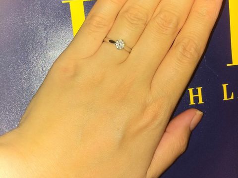 【ギンザタナカブライダル(GINZA TANAKA BRIDAL)の口コミ】 王道の一粒リングを探していました。0.5カラットを購入しましたが、ほかの…