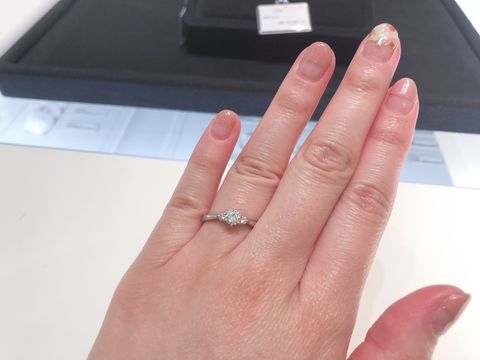 【GALA JEWELRY(ガラジュエリー)の口コミ】 ブランドにはこだわりがなく、デザインと質が良いもの重視でした。ゼクシ…