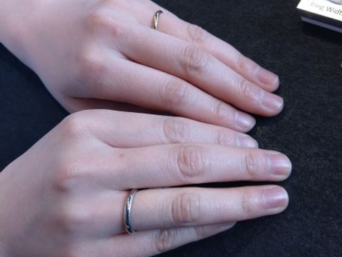 【MITUBACI(ミツバチ)の口コミ】 シンプルで職人さんが指輪を１つ１つ手作りで作られており、オーダーメイ…