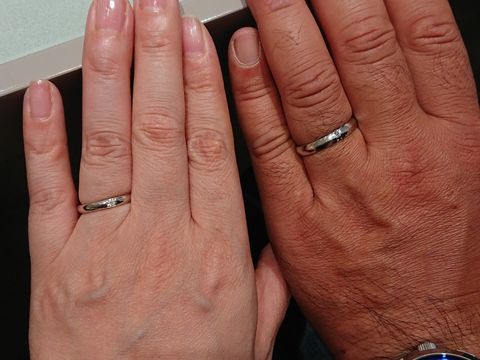 【アイプリモ(I-PRIMO)の口コミ】 シンプルなデザインの物を色々見て回りました。その中でコピアはプラチナ…