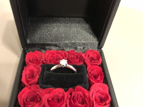 【エクセルコダイヤモンド(EXELCO DIAMOND)の口コミ】 ハイブランドなイメージがあり、私達に合う価格帯は無いだろう、さっと見…