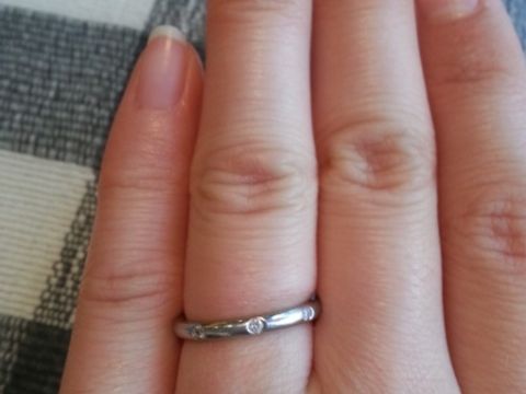 【ラザール ダイヤモンド(LAZARE DIAMOND)の口コミ】 デザインです！
細身のデザインを探していたものの、どこも何か物足りなさ…