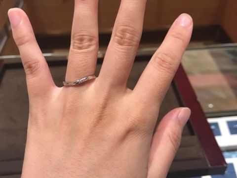 【BIJOUPIKO(ビジュピコ)の口コミ】 ウェーブでダイヤモンドは少しだけついていてほしいという希望にマッチし…