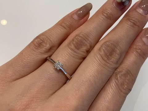 【FOREVERMARK(フォーエバーマーク)の口コミ】 可愛らしい細身のデザインでした。三大カッターズブランドのひとつでもあ…