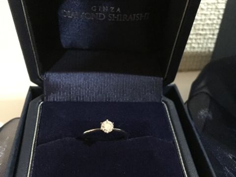 【銀座ダイヤモンドシライシの口コミ】 シンプルでダイヤモンドが6つの爪であるものが希望だったので、デザイン性…