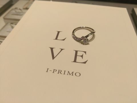 【アイプリモ(I-PRIMO)の口コミ】 婚約指輪を探し始めてアイプリモさんのホームページに辿り着きました。い…