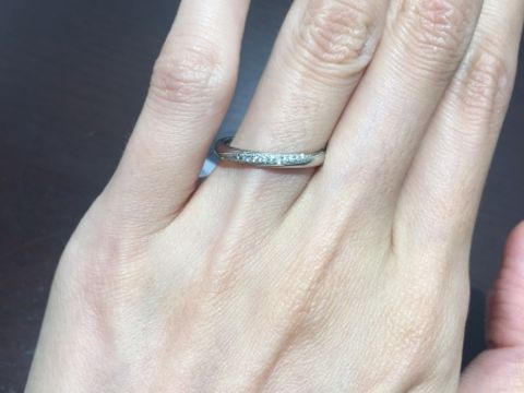 【PORTADA(ポルターダ)の口コミ】 婚約指輪はハーフエタニティを考えていたので結婚指輪はストレートタイプ…