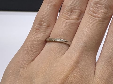 【4℃ BRIDAL(ヨンドシーブライダル)の口コミ】 男性用、女性用ともにお互いが気にいる物を見つけられました。中々、他の…