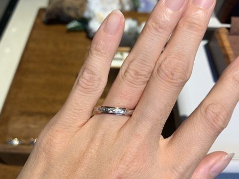 【Weliana(ウェリアナ)の口コミ】 人とは少し違ったデザイン性のある指輪を探している人にはぴったりだと思…