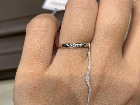 【アイプリモ(I-PRIMO)の口コミ】 シンプルで、真っ直ぐなデザインを探している方にオススメだと思います。…