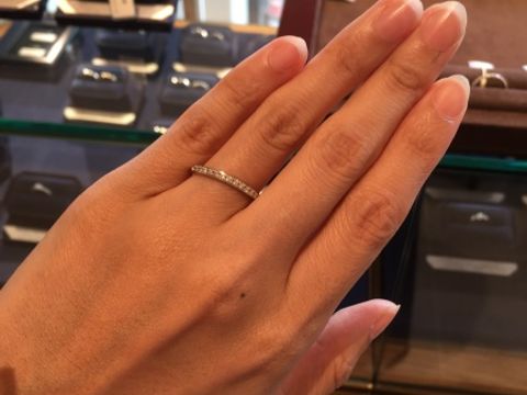 【BIJOUPIKO(ビジュピコ)の口コミ】 ダイヤモンドが綺麗で沢山ある指輪の中で1番にめがひきました。とても綺麗…