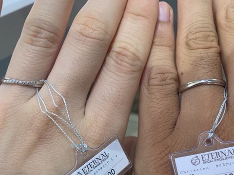 【ETERNAL(エターナル)の口コミ】 クロスのデザインは2本が重なっているのでどうしても太いリングになりがち…