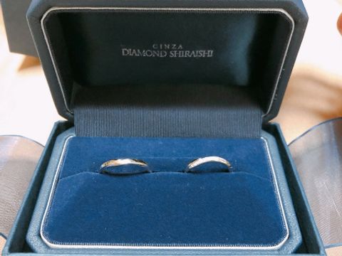 【銀座ダイヤモンドシライシの口コミ】 婚約指輪もこちらで購入し、婚約指輪とセットリングのためフィット感があ…