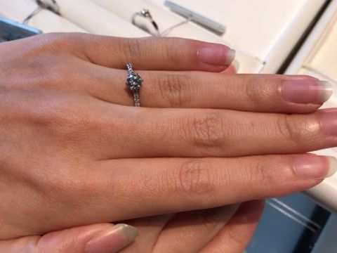 【I's stone(アイズストーン)の口コミ】 日本にあまり置いていないforevermarkのダイアモンドが置いてあり、担当の…