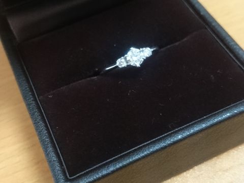 【アイプリモ(I-PRIMO)の口コミ】 結婚指輪は結婚指輪と重ねて付けたい！とずっと考えていました。いざお店…