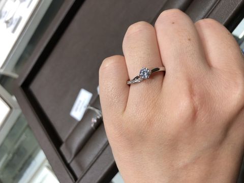 【アイプリモ(I-PRIMO)の口コミ】 シンプルなデザインから、凝ったかわいいデザイン、豪奢なデザインまで幅…