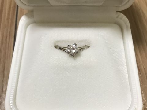 【 Oreficeria 高林(オレフィチェリーア タカバヤシ)の口コミ】 祖母の形見の立て爪の指輪があったので、リメイクしたいと思っていました…