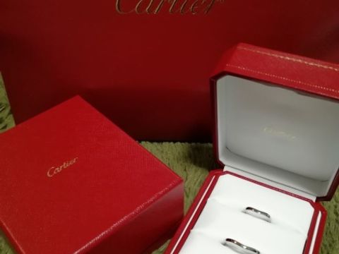 【カルティエ(Cartier)の口コミ】 婚約指輪に、同じCartierのバレリーナ ソリテールをプレゼントして貰いま…